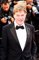 Robert Redford Dead at 89