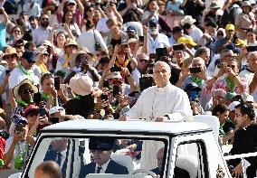 Pope Leo XIV Leads The General Audience - Vatican