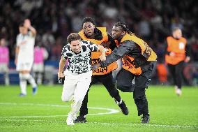 Champions League Match PSG vs Atalanta Pitch Invasion - Paris