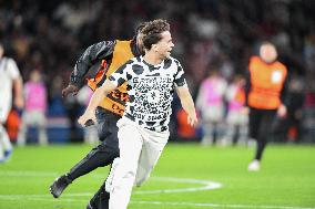 Champions League Match PSG vs Atalanta Pitch Invasion - Paris