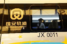 China First Chinese Standard Intelligent Urban Train Unveiled