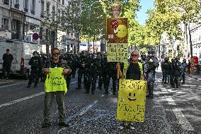 Nationwide Strikes Over Budget - Lyon