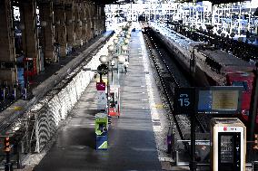 Transport Strike At Gare Du Nord Railway Station - Paris