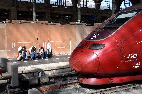 Transport Strike At Gare Du Nord Railway Station - Paris