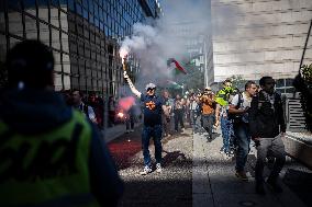 Railway Unions Protesters Inside Bercy - Paris