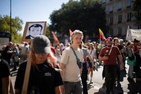 Nationwide Strikes Over Budget - Paris