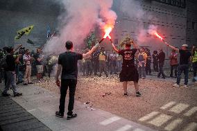 Railway Unions Protesters Inside Bercy - Paris