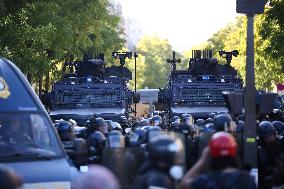 Nationwide Strikes Over Budget - Paris