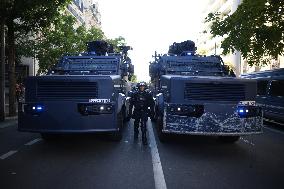 Nationwide Strikes Over Budget - Paris