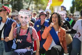 Nationwide Strikes Over Budget - Paris