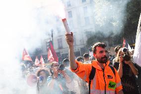 Nationwide Strikes Over Budget - Paris AJ