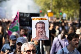 Nationwide Strikes Over Budget - Paris AJ