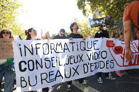 Nationwide Strikes Over Budget - Paris