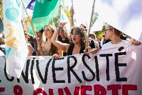 Nationwide Strikes Over Budget - Paris