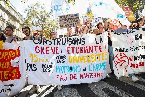 Nationwide Strikes Over Budget - Paris