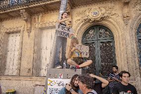 Nationwide Strikes Over Budget - Bordeaux