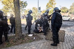 Nationwide Strikes Over Budget - Bordeaux