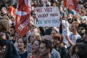 Nationwide Strikes Over Budget - Paris