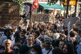 Nationwide Strikes Over Budget - Paris
