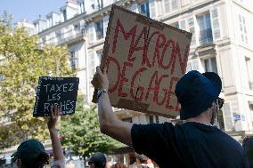 Nationwide Strikes Over Budget - Paris