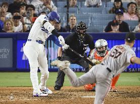 Baseball: Giants vs. Dodgers