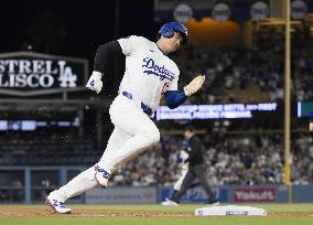 Baseball: Giants vs. Dodgers