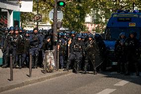 Nationwide Strikes Over Budget - Paris