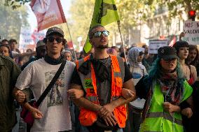 Nationwide Strikes Over Budget - Paris