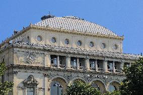 FRANCE, PARIS (75) 4TH ARRONDISSEMENT, THEATRE DE LA VILLE OR SARAH BERNHARDT THEATER LOCATED ON PLACE DU CHATELET