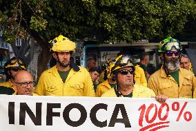 Demonstration by Firefighters and Forest Firefighters - Malaga