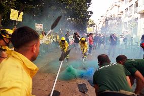 Demonstration by Firefighters and Forest Firefighters - Malaga