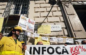 Demonstration by Firefighters and Forest Firefighters - Malaga