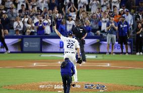 Baseball: Giants vs. Dodgers