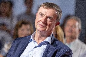 Meeting of Michel Barnier for the Partial Legislative Election - Paris AJ