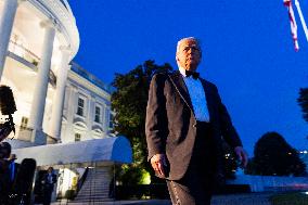 US President Trump departs the White House for Dinner at Mount Vernon