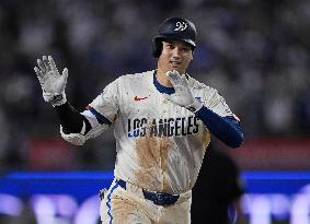 Baseball: Giants vs. Dodgers