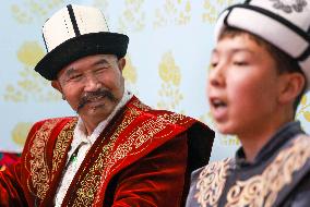 Daily life Kirgiz Autonomous Prefecture