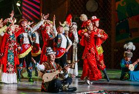 Daily life Kirgiz Autonomous Prefecture