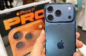 Apple iPhone 17