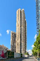 Luxury Residential Building in Shanghai