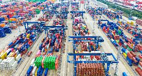 China Nanjing Longtan Port Containers