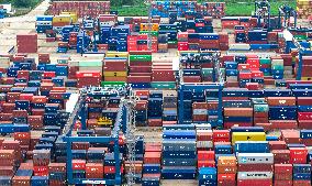 China Nanjing Longtan Port Containers