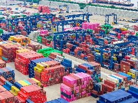 China Nanjing Longtan Port Containers