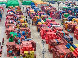 China Nanjing Longtan Port Containers