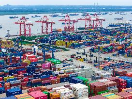 China Nanjing Longtan Port Containers