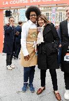Anne Hidalgo At The Start Of The Waiters Race - Paris