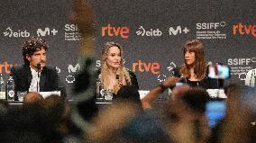 San Sebastian - Couture Press Conference