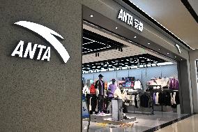 ANTA ARC'TERYX Crisis
