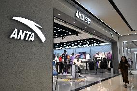 ANTA ARC'TERYX Crisis