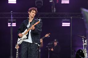 Fete de l'Humanite - Aliocha Schneider Concert